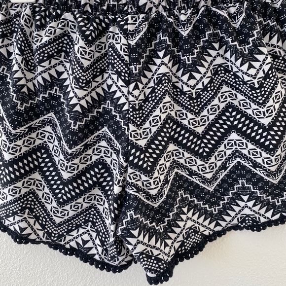 Boho short - Picture 6 of 14